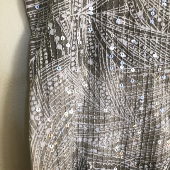 sequined tank - Picture 2 of 2